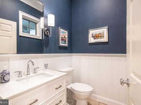 14 Old Cabin Road, Newtown PA 18940