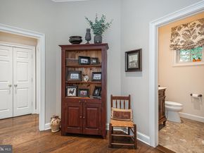 14 Old Cabin Road, Newtown PA 18940