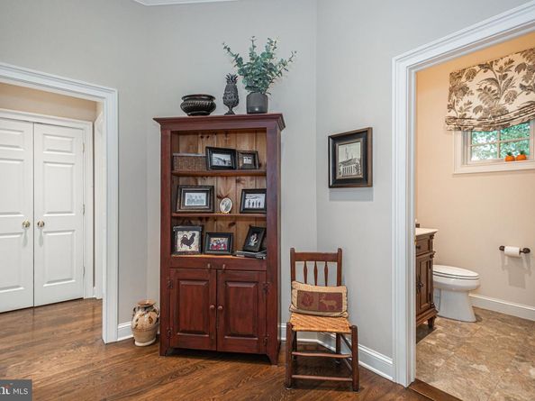 14 Old Cabin Road, Newtown PA 18940