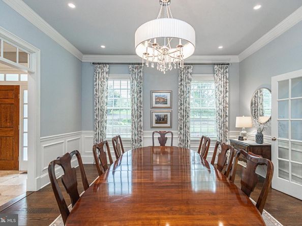14 Old Cabin Road, Newtown PA 18940