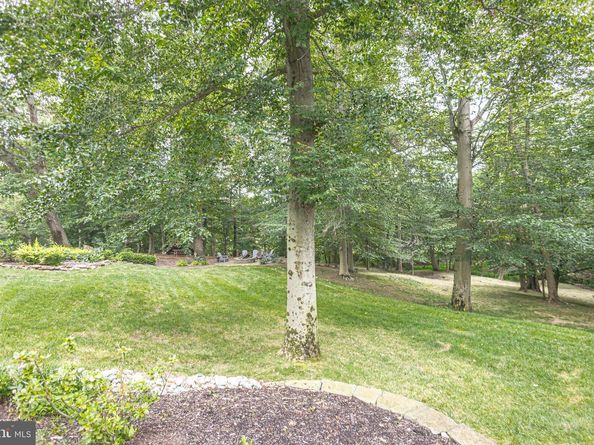 14 Old Cabin Road, Newtown PA 18940