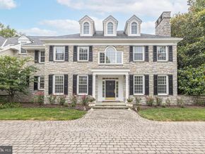 14 Old Cabin Road, Newtown PA 18940