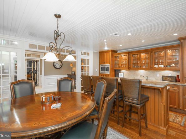14 Old Cabin Road, Newtown PA 18940