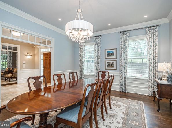 14 Old Cabin Road, Newtown PA 18940