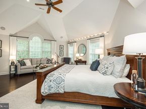 14 Old Cabin Road, Newtown PA 18940