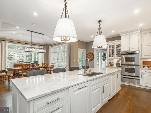 14 Old Cabin Road, Newtown PA 18940