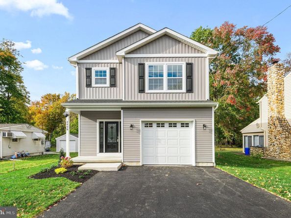 2498 Ogden Avenue, Bensalem PA 19020