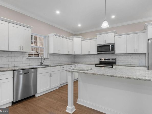 2498 Ogden Avenue, Bensalem PA 19020