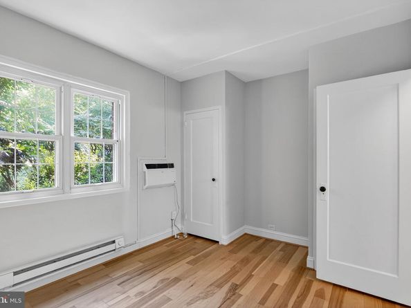 1242 Martha Custis Drive, Alexandria VA 22302