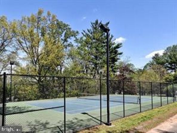 1242 Martha Custis Drive, Alexandria VA 22302