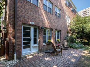 1242 Martha Custis Drive, Alexandria VA 22302