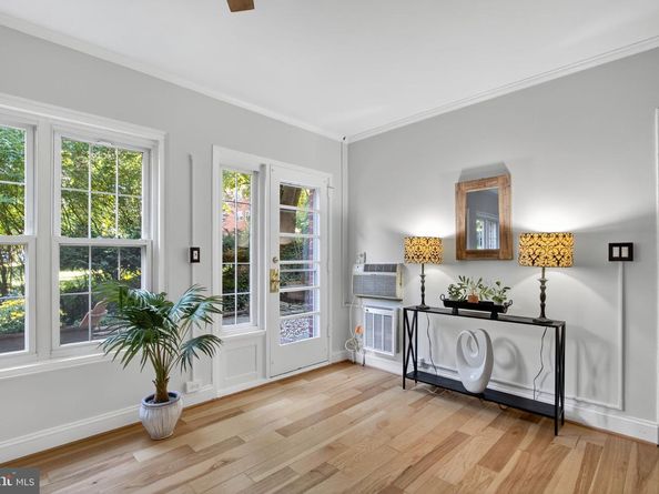 1242 Martha Custis Drive, Alexandria VA 22302