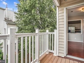 45495 Caboose Terrace 302, Sterling VA 20166