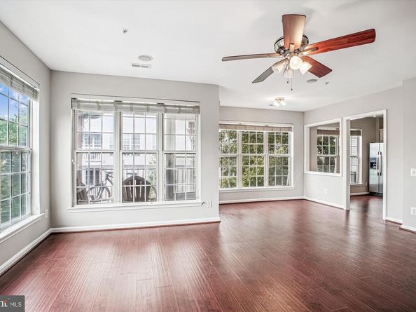 45495 Caboose Terrace 302, Sterling VA 20166