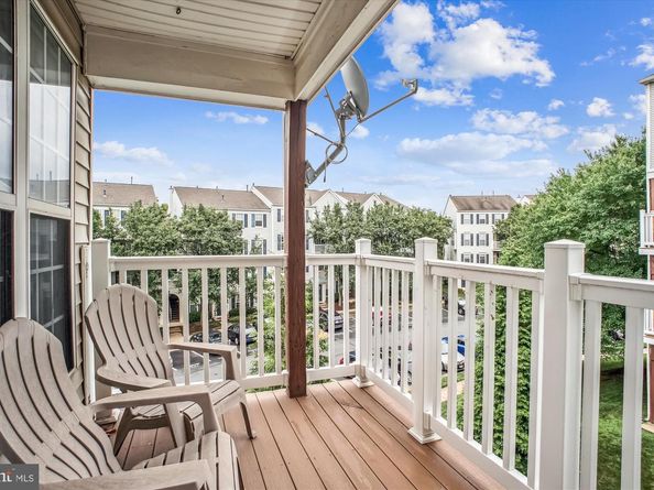 45495 Caboose Terrace 302, Sterling VA 20166