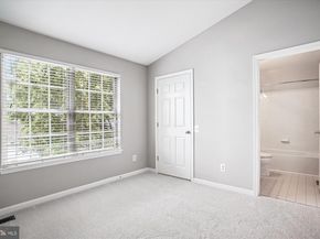 45495 Caboose Terrace 302, Sterling VA 20166