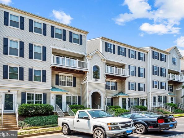 45495 Caboose Terrace 302, Sterling VA 20166