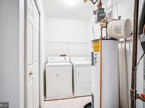 45495 Caboose Terrace 302, Sterling VA 20166