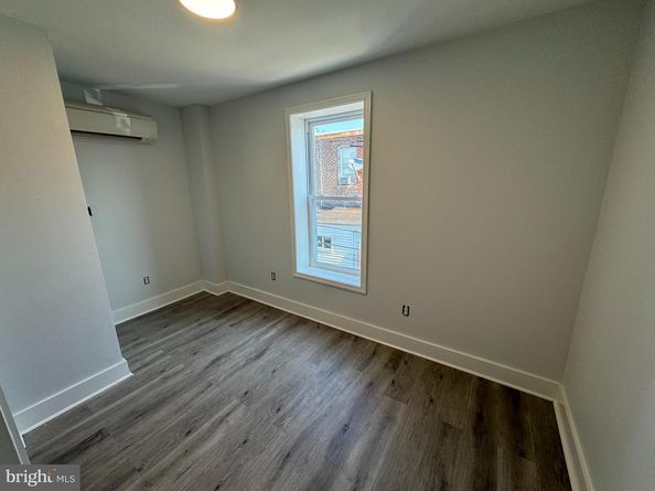 665 E Wensley Street, Philadelphia PA 19134