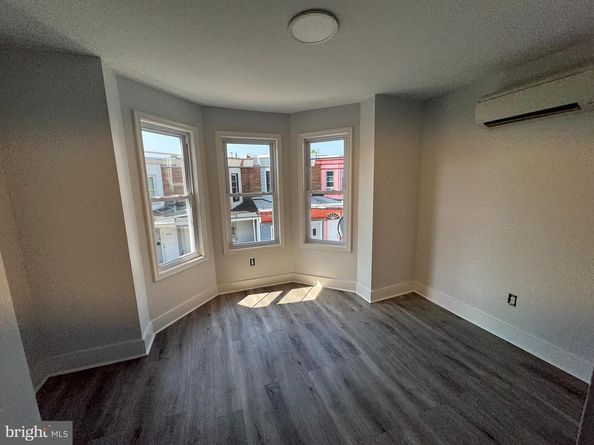 665 E Wensley Street, Philadelphia PA 19134