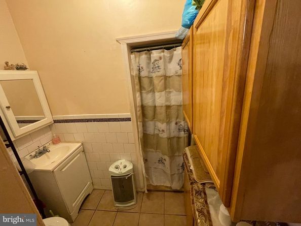 4063 N 6TH Street, Philadelphia PA 19140