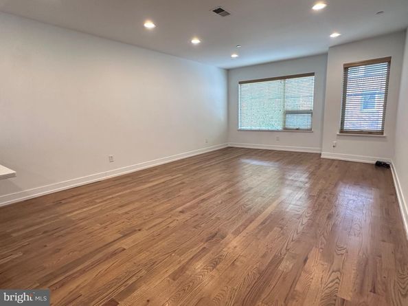 114 Ellsworth Street, Philadelphia PA 19147