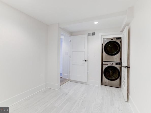 3550 Whitehaven Parkway NW, Washington DC 20007