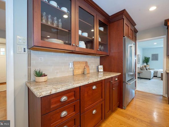 6 W Dartmouth Road, Bala Cynwyd PA 19004