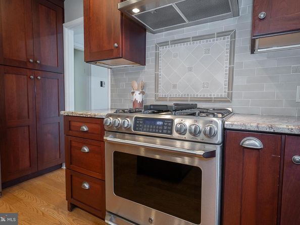 6 W Dartmouth Road, Bala Cynwyd PA 19004