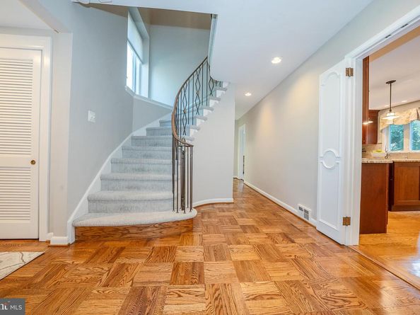 6 W Dartmouth Road, Bala Cynwyd PA 19004