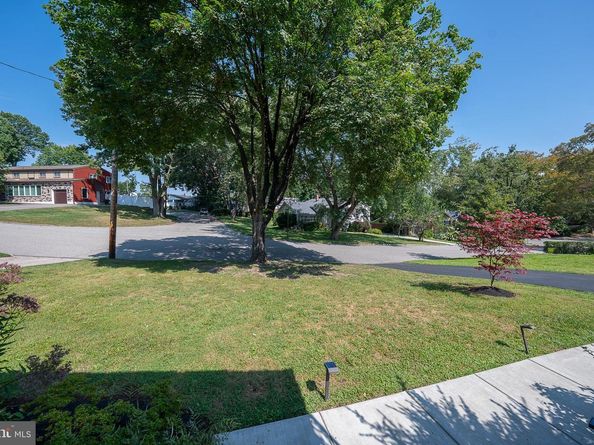 6 W Dartmouth Road, Bala Cynwyd PA 19004