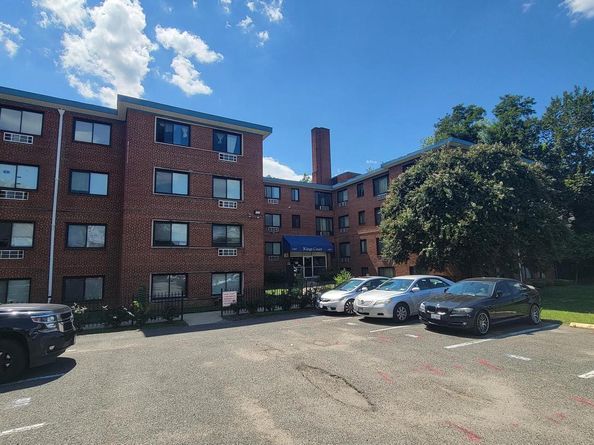 1907 Good Hope Road SE 109, Washington DC 20020