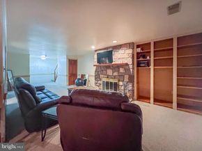 67 Sutphin Pines, Yardley PA 19067