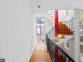 1214 Pine Street, Philadelphia PA 19107