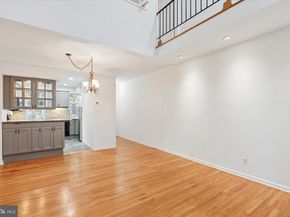 1214 Pine Street, Philadelphia PA 19107