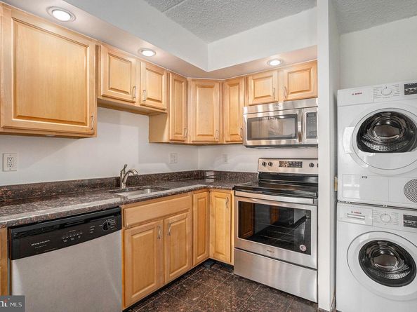 200 Lombard Street 623, Philadelphia PA 19147