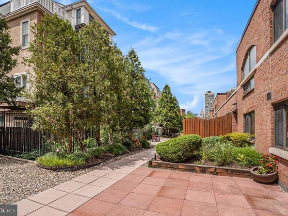 200 Lombard Street 623, Philadelphia PA 19147