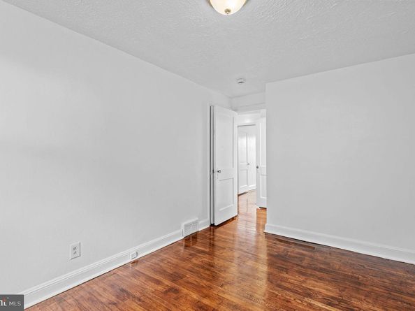 230 W Washington Avenue, Clifton Heights PA 19018