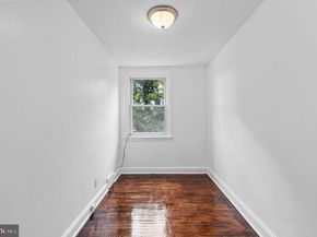 230 W Washington Avenue, Clifton Heights PA 19018