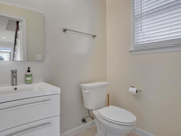 1337 Maple View Place SE, Washington DC 20020