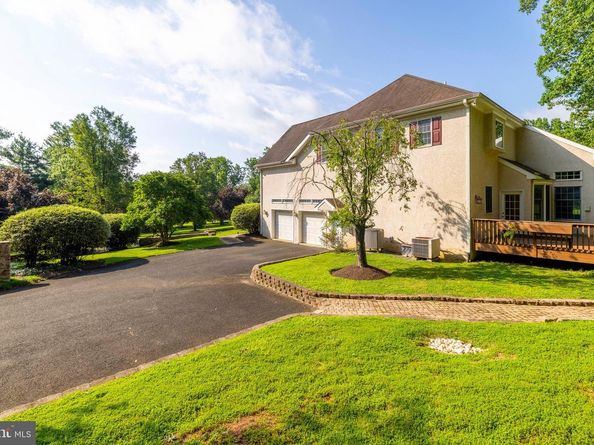 2160 Huntingdon Road, Huntingdon Valley PA 19006