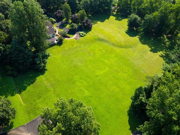 2160 Huntingdon Road, Huntingdon Valley PA 19006