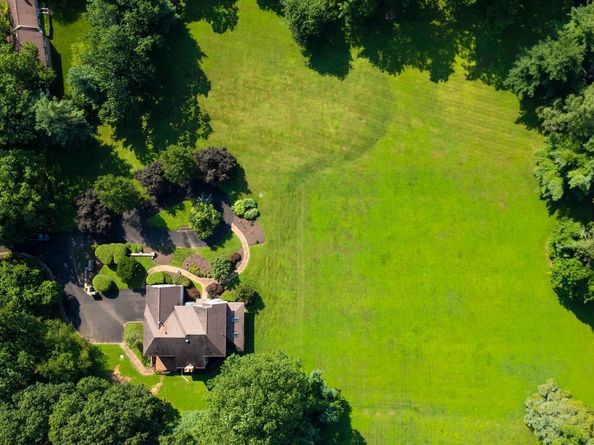 2160 Huntingdon Road, Huntingdon Valley PA 19006