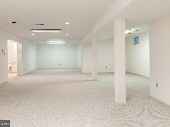 2160 Huntingdon Road, Huntingdon Valley PA 19006