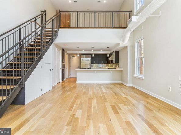 1610 N Queen Street 211, Arlington VA 22209