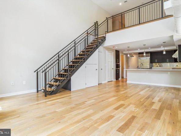 1610 N Queen Street 211, Arlington VA 22209