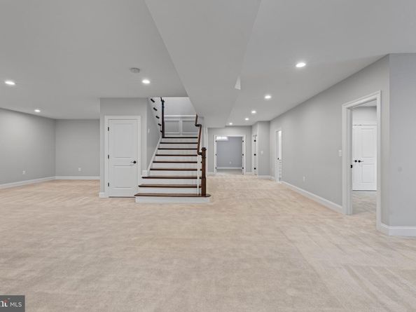 7606 Leonard Drive, Falls Church VA 22043