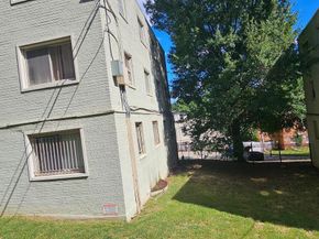 2844 Hartford Street SE 301, Washington DC 20020