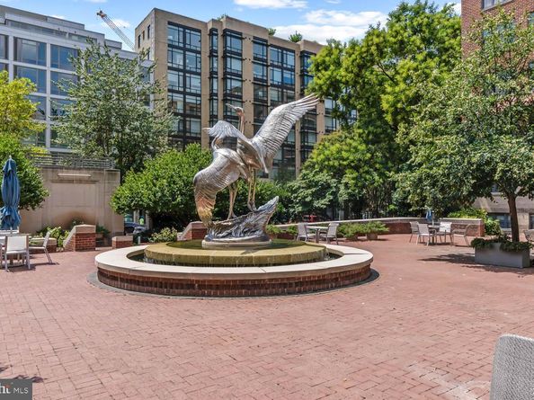 1401 17TH Street NW 302, Washington DC 20036