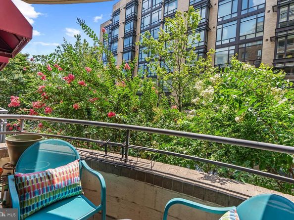 1401 17TH Street NW 302, Washington DC 20036